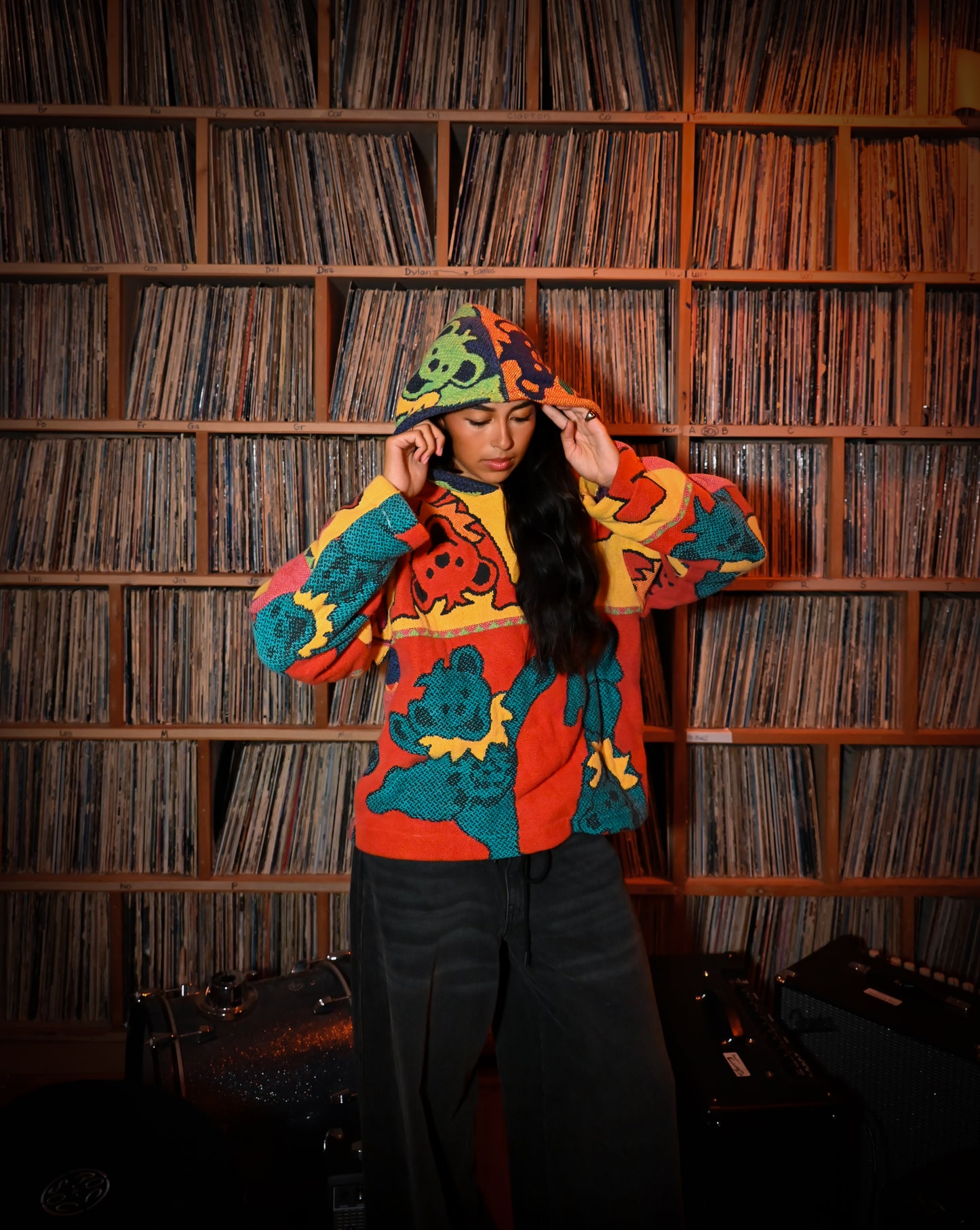 Dancing Bears Tapestry Hoodie SIZE M