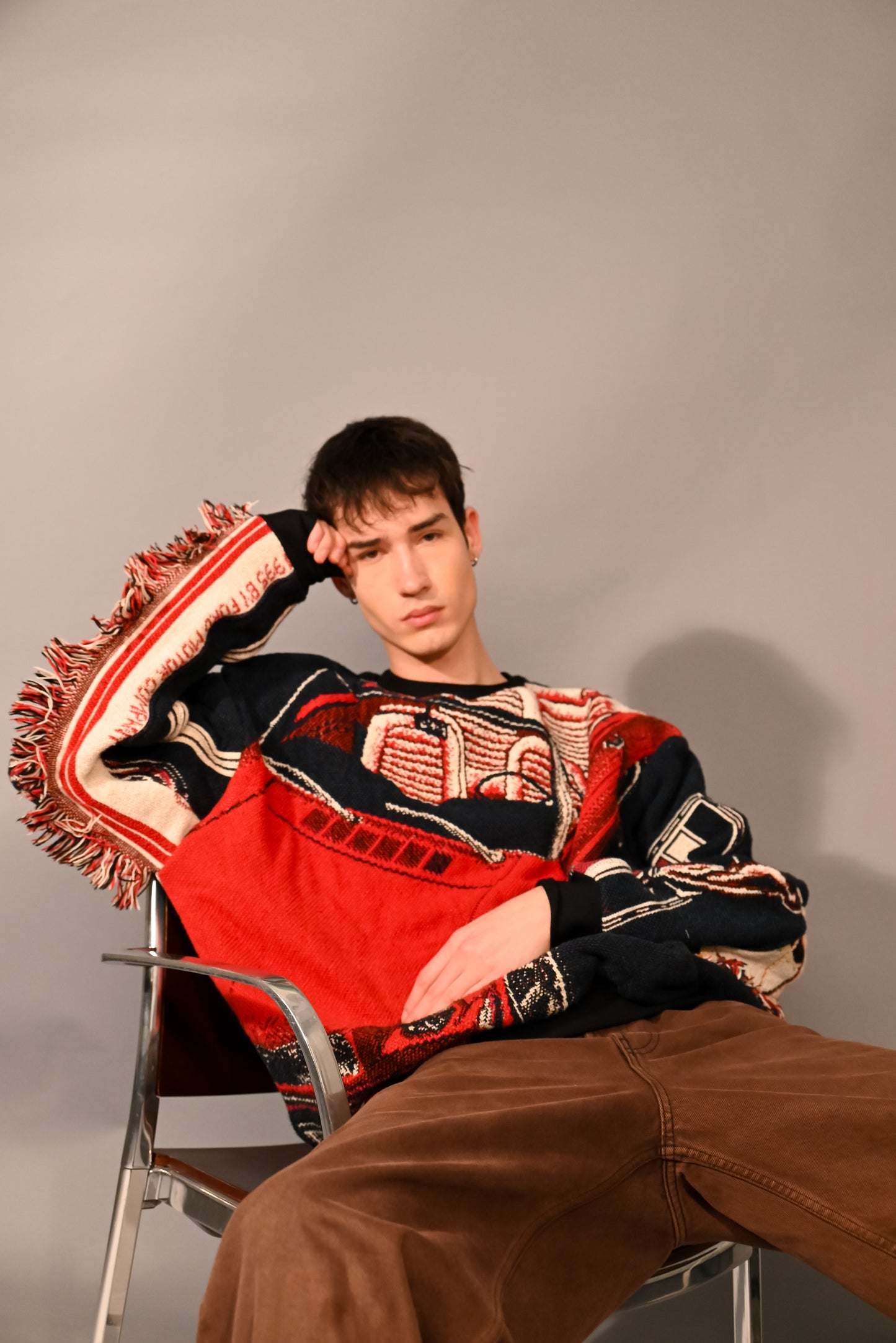 Mustang Tapestry Sweatshirt SIZE L