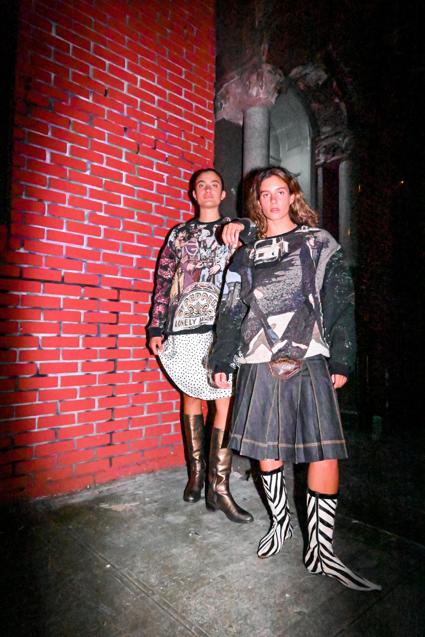 Abbey Road Tapestry Sweatshirt FRINGE (SIZE L)