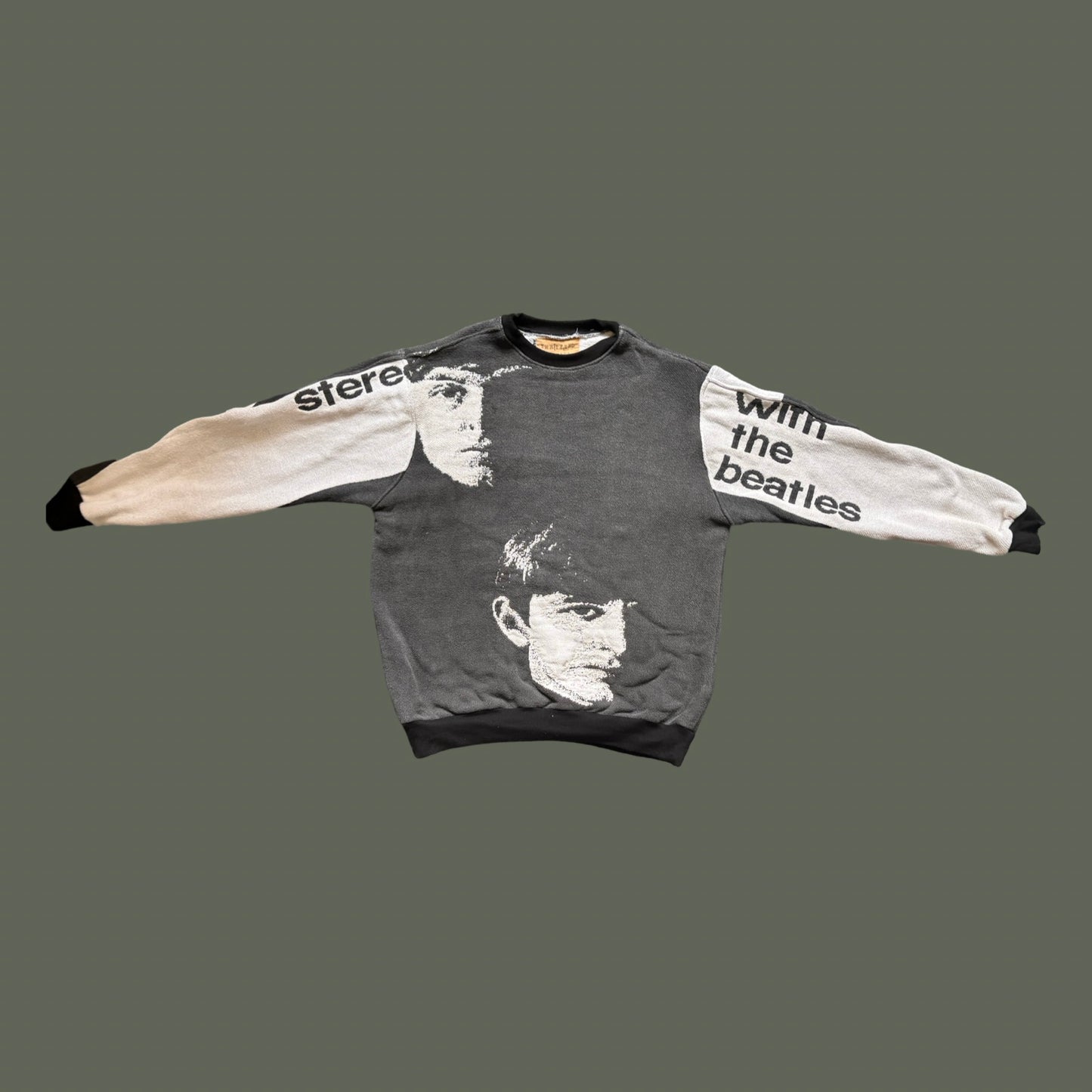 Beatles Tapestry Sweatshirt SIZE L